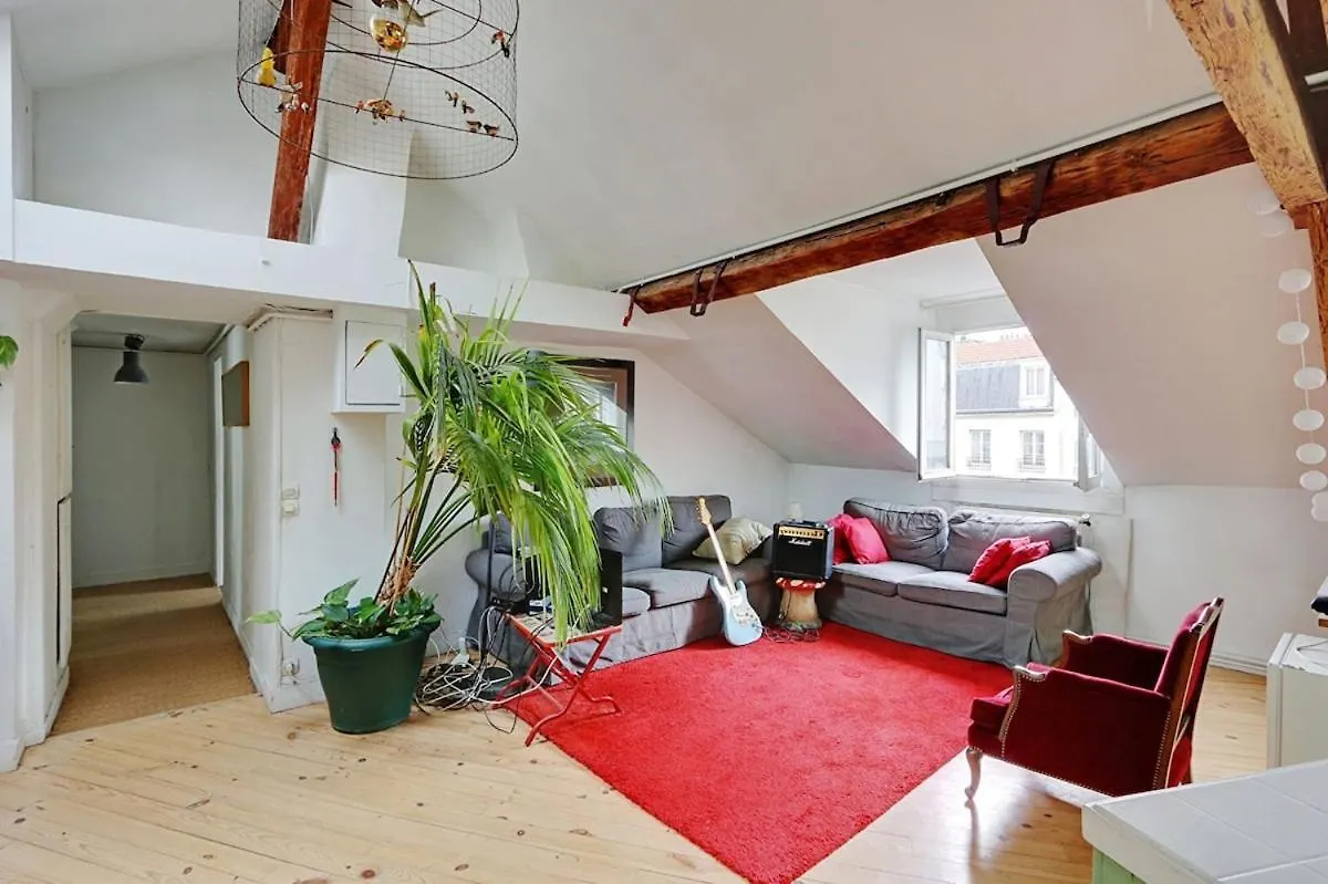 Large, Bright Apartment Paris